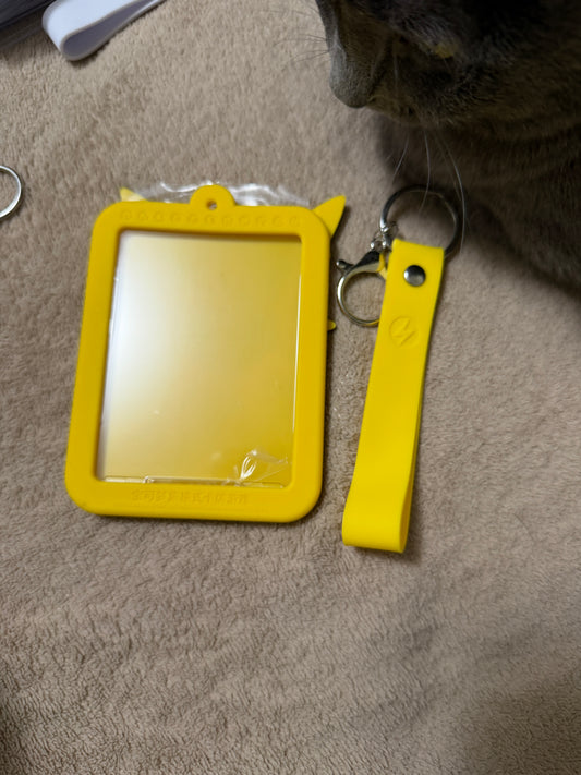 Jolteon Keychain (No Cards)